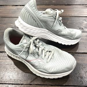 Women’s Saucony Running Shoe